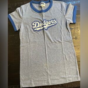 Pre-Owned Small Dodgers Women’s T-Shirt With Rhinestones (Small Stain)